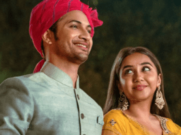 Rohit Saraf and Prajakta Koli in 'Mismatched' on Netflix