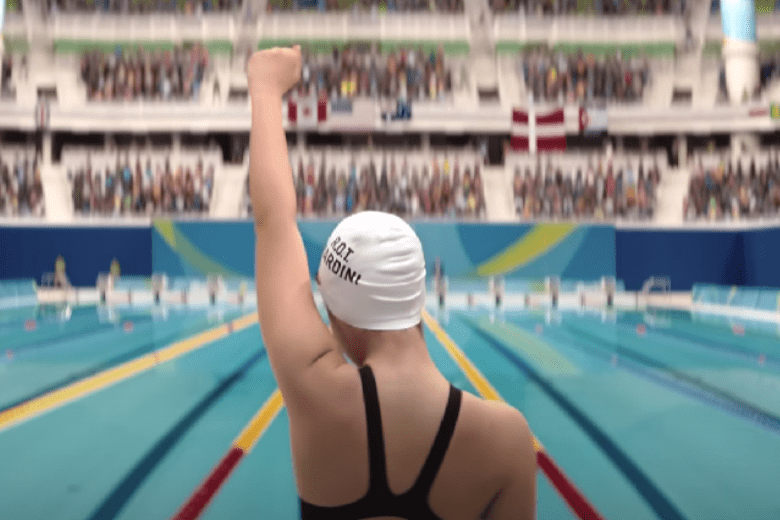 Yusra Mardini in The Swimmers on Netflix