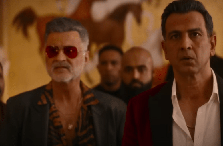 Sanjay Kapoor and Ronit Roy in Bloody Daddy on Jio Cinema